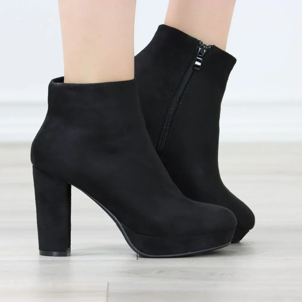 Womens Platform High Heel Ankle Boots Zip Up Black Faux Suede Boots - Picture 2 of 11